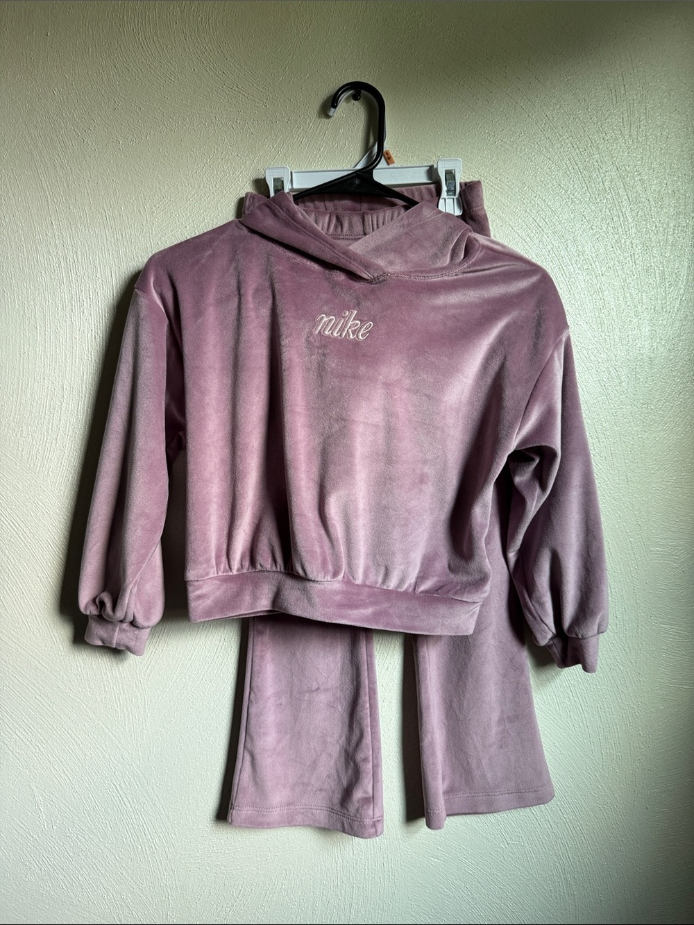 Nike Mauve Velvet Hooded Pajama Set for Kids